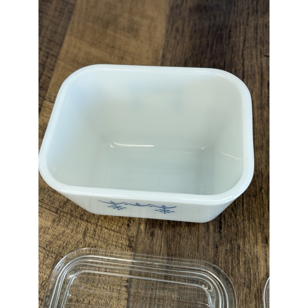 2 Pyrex Snowflake Garland 501B Refridgerator Dishes With Lids Mint Unused Vtg - Picture 7 of 10
